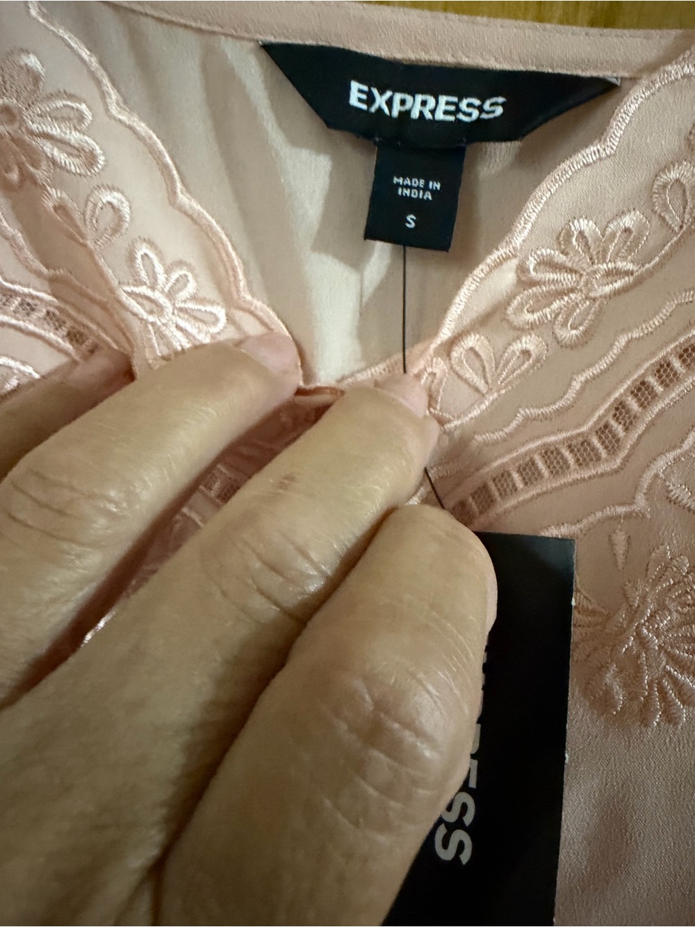 Express Dusty Pink Floral Lace Cami - Picture 3 of 6